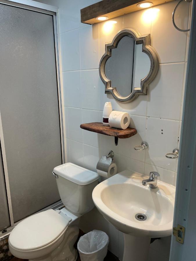 3 Arriendo Habitacion Doble Con Bano Privado De Ex Hotel Puerto Varas Buitenkant foto