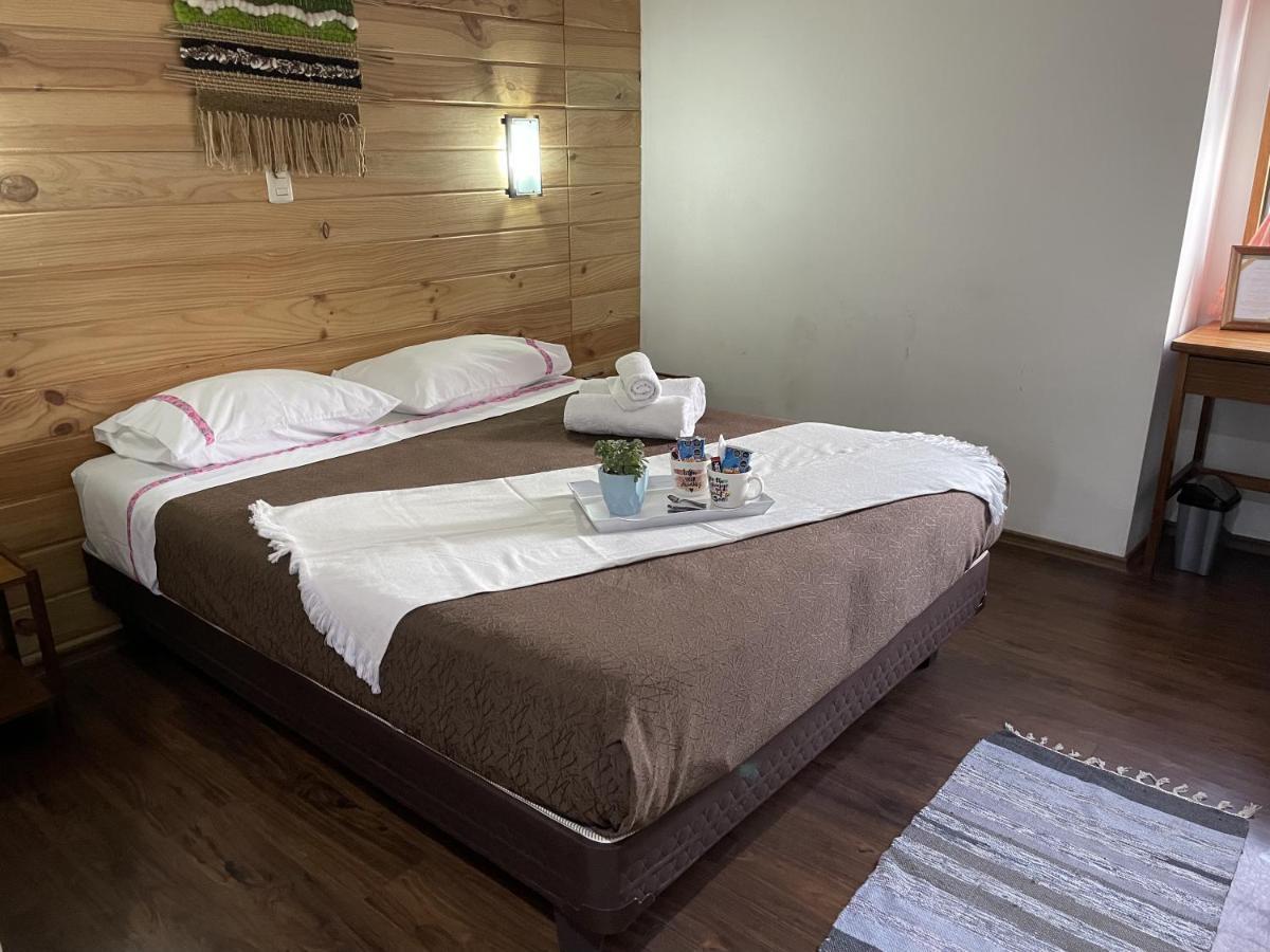 3 Arriendo Habitacion Doble Con Bano Privado De Ex Hotel Puerto Varas Buitenkant foto
