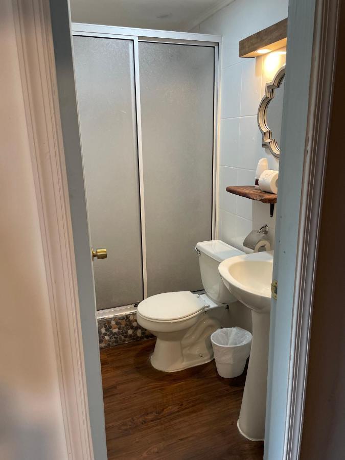 3 Arriendo Habitacion Doble Con Bano Privado De Ex Hotel Puerto Varas Buitenkant foto